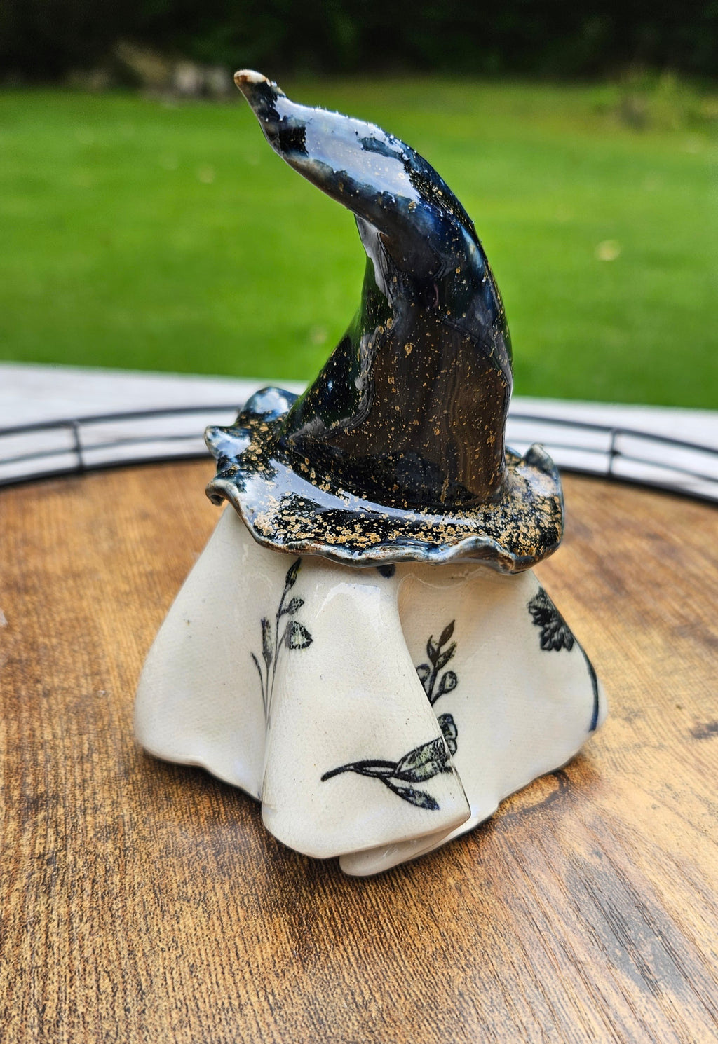 Botanical Tea Light Ghost – Witch Hat
