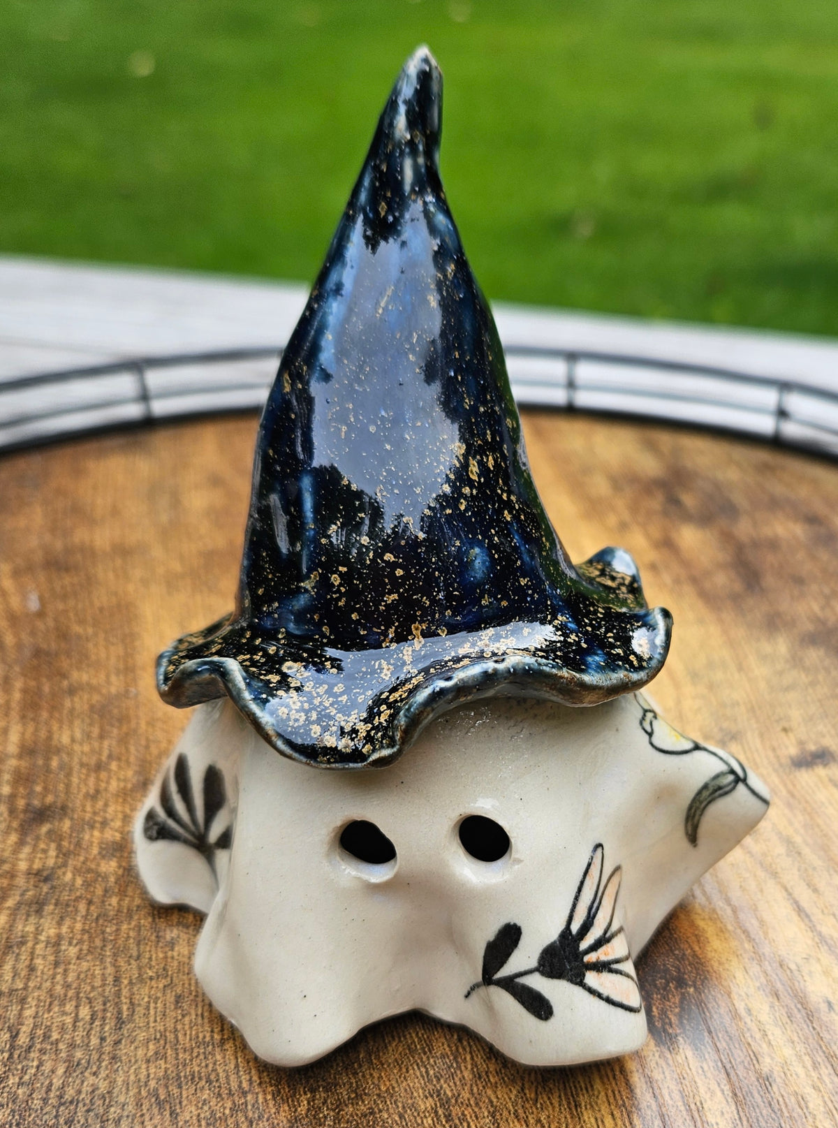 Botanical Tea Light Ghost – Witch Hat