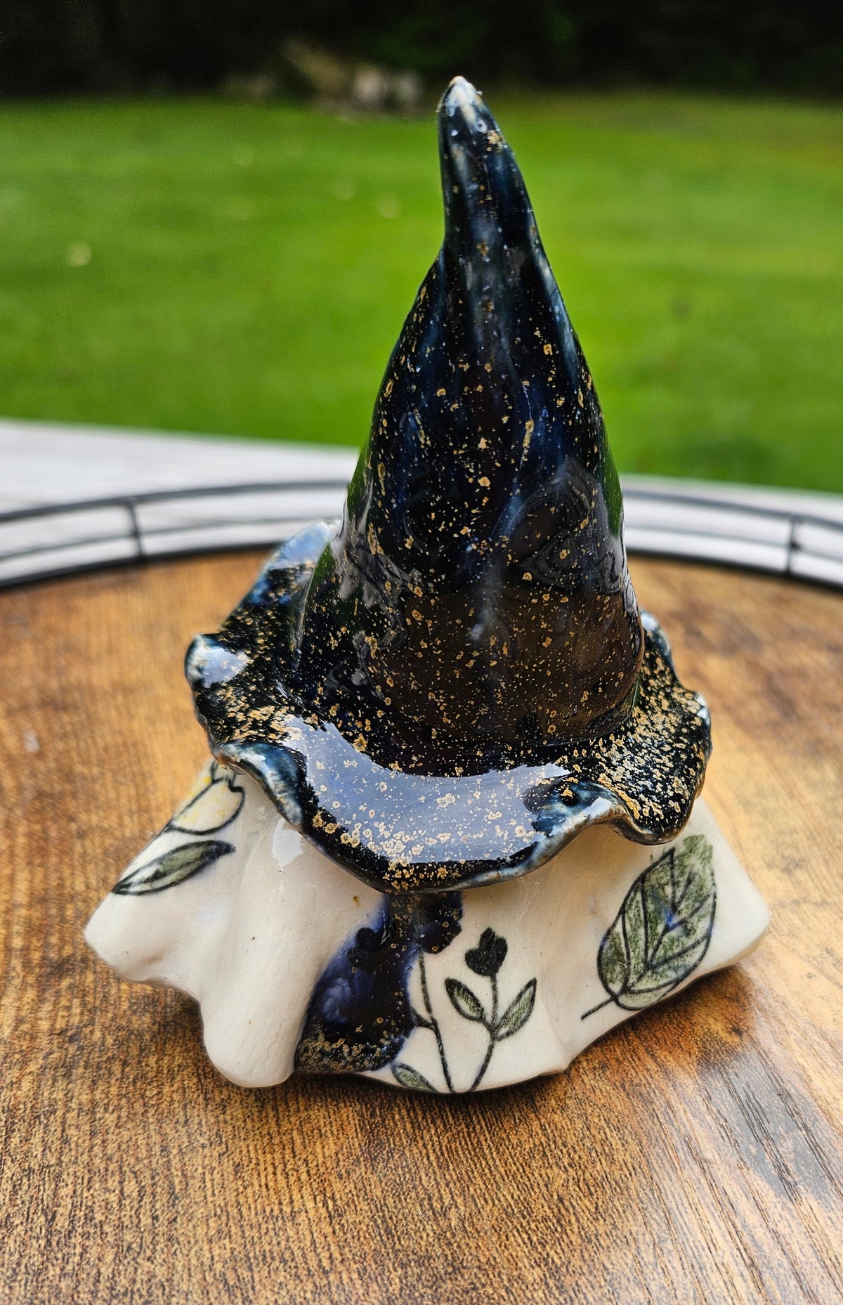 Botanical Tea Light Ghost – Witch Hat