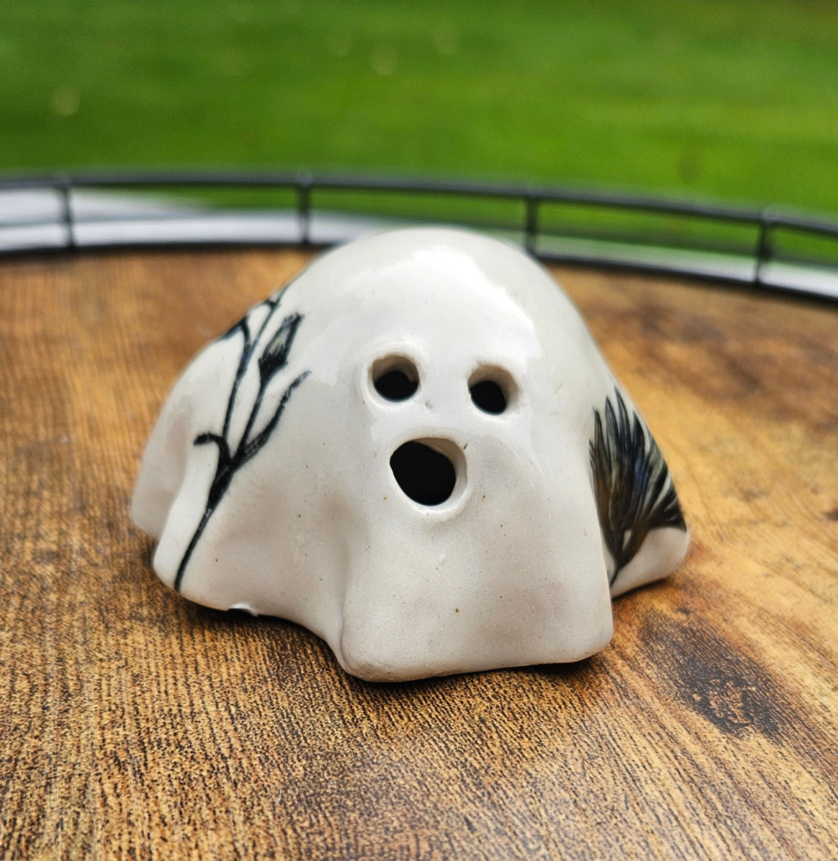Mini Botanical Tea Light Ghost